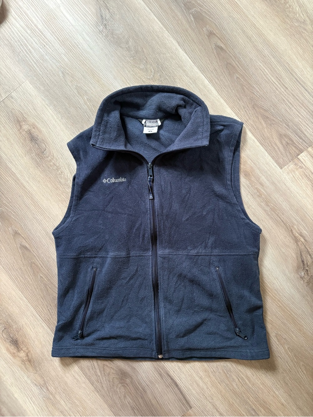 Gorpcore Columbia fleece navy/black vest